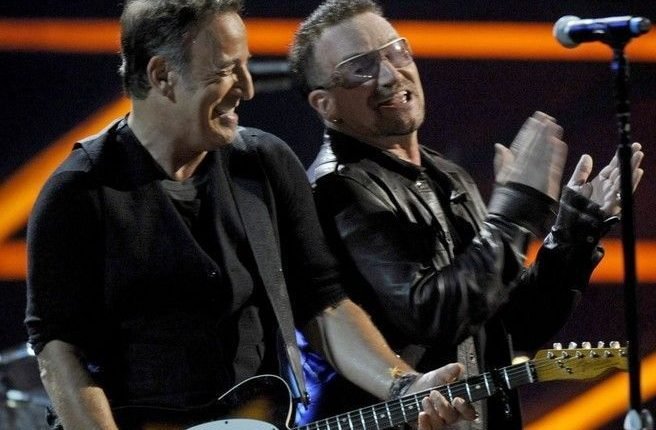 49672 54 pages 06 23285 656x500