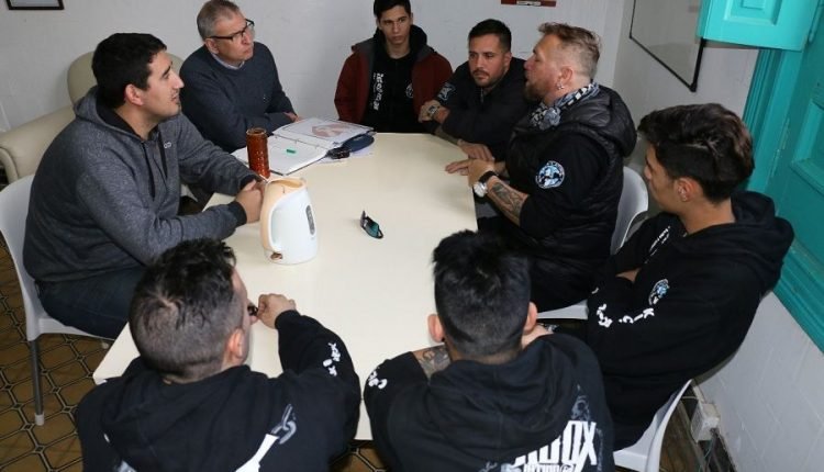 radio one Planean realizar un evento solidario de kickboxing Ibáñez y pasos se reunieron con el presidente de la federación kbox