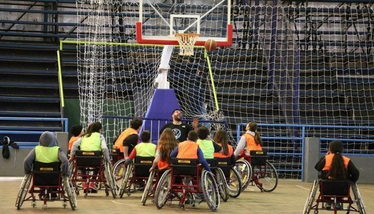 radio one basquet silla complejo