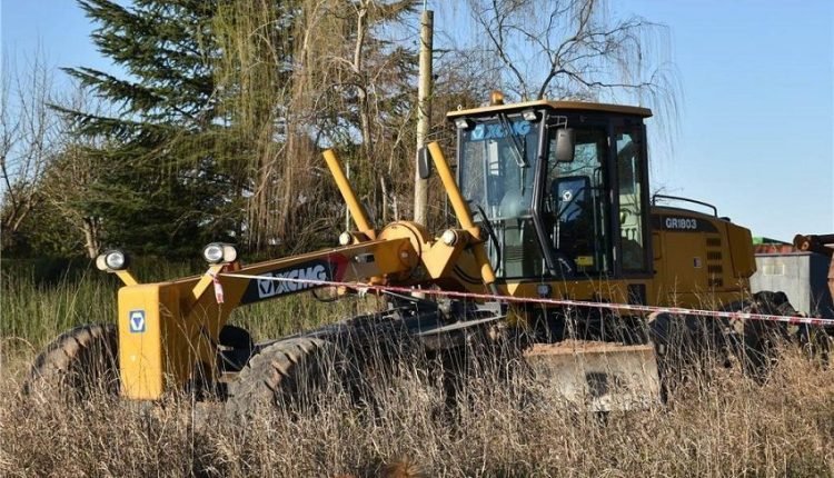 39992280 314023509331321 105157498238926848 n r8556 r7671 resampled