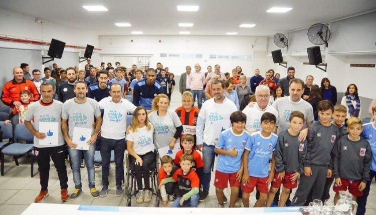 conlacamisetabienpuesta 2