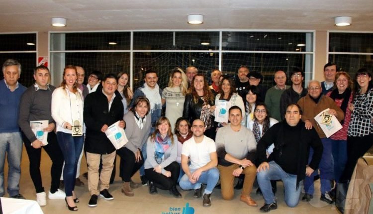 Noticias Genérico marca de agua radio one